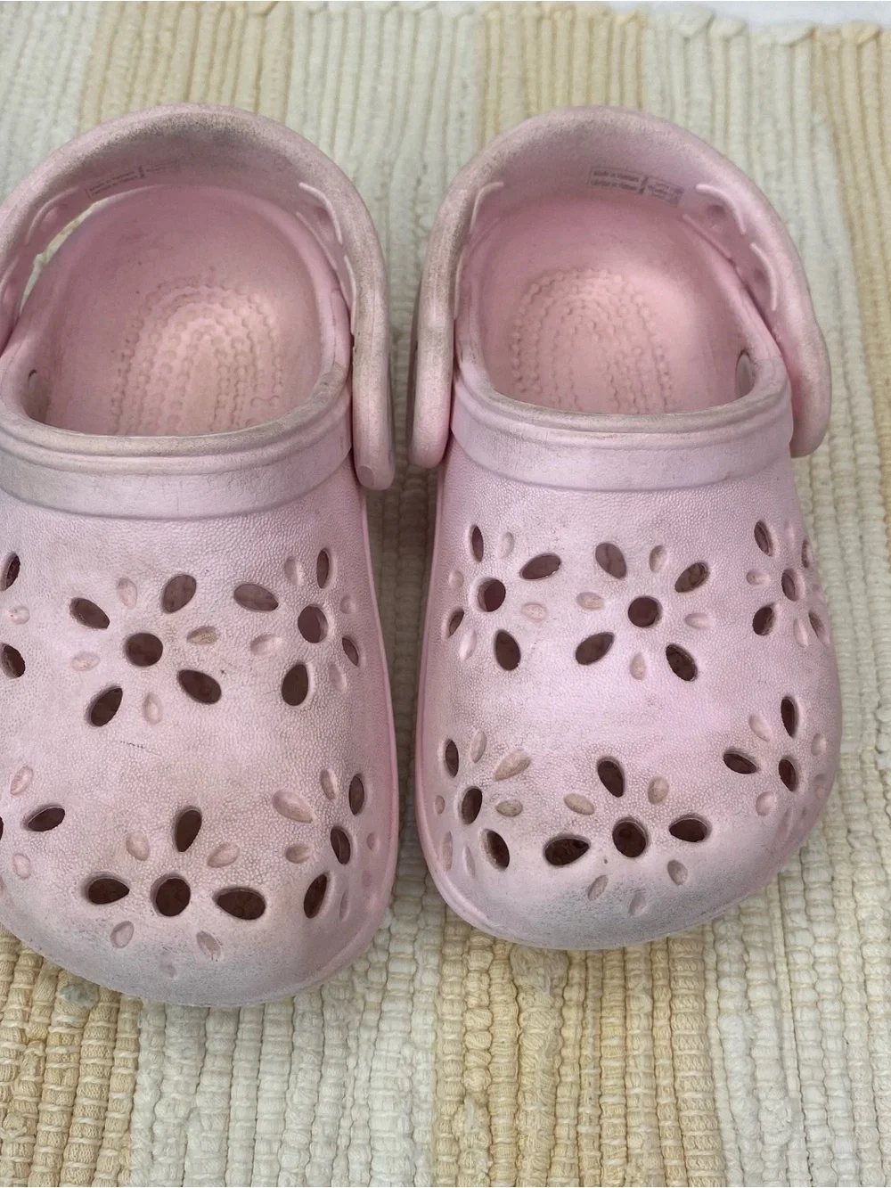 Crocs/Disney crocs pair